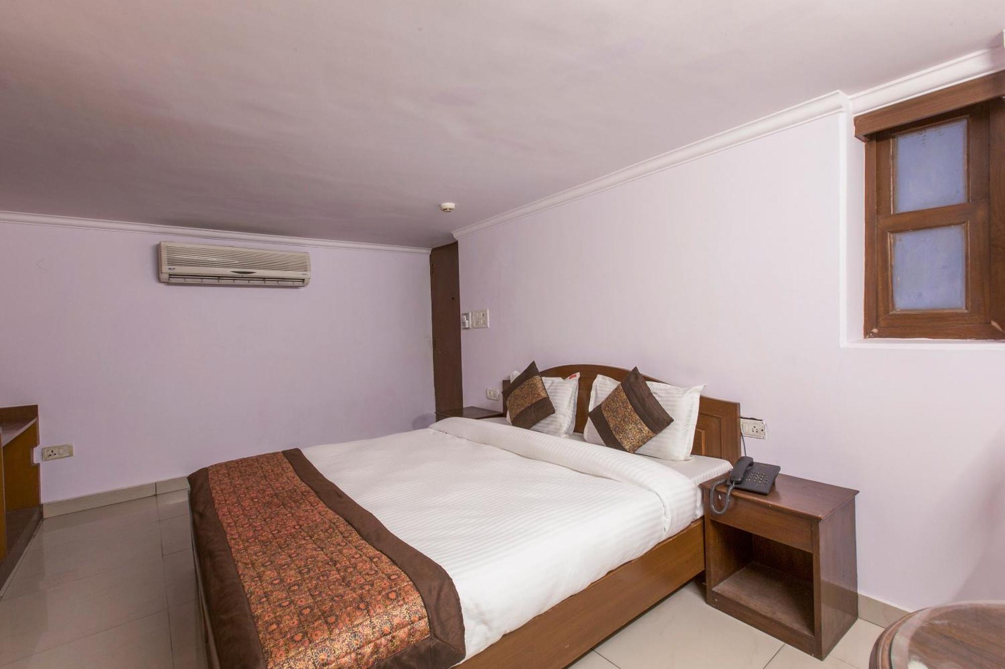 Hotel O Hotel Landmark Inn Delhi  Bagian luar foto