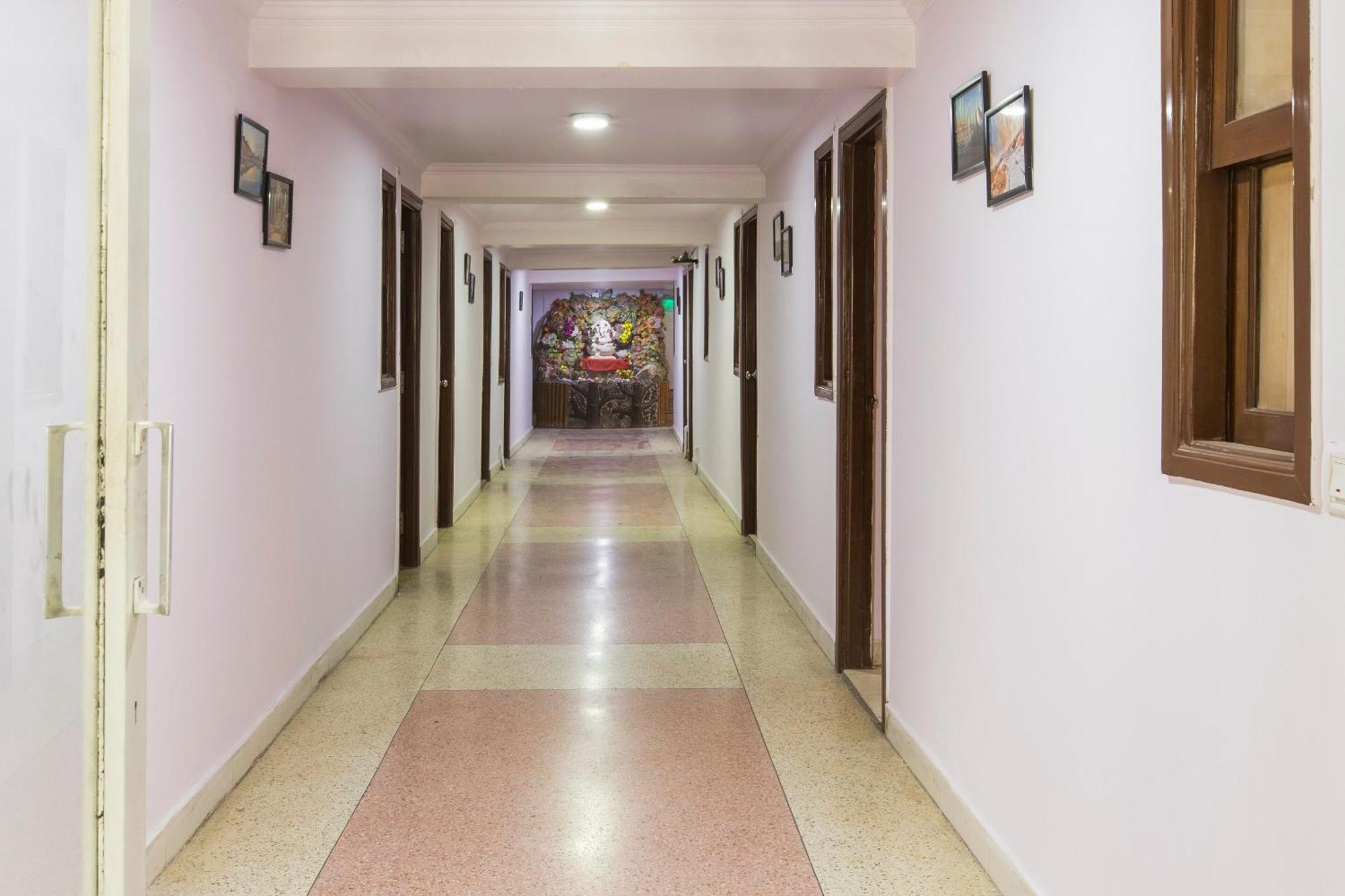 Hotel O Hotel Landmark Inn Delhi  Bagian luar foto