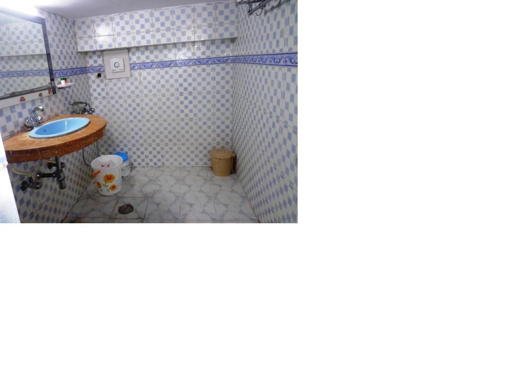 Hotel O Hotel Landmark Inn Delhi  Bagian luar foto